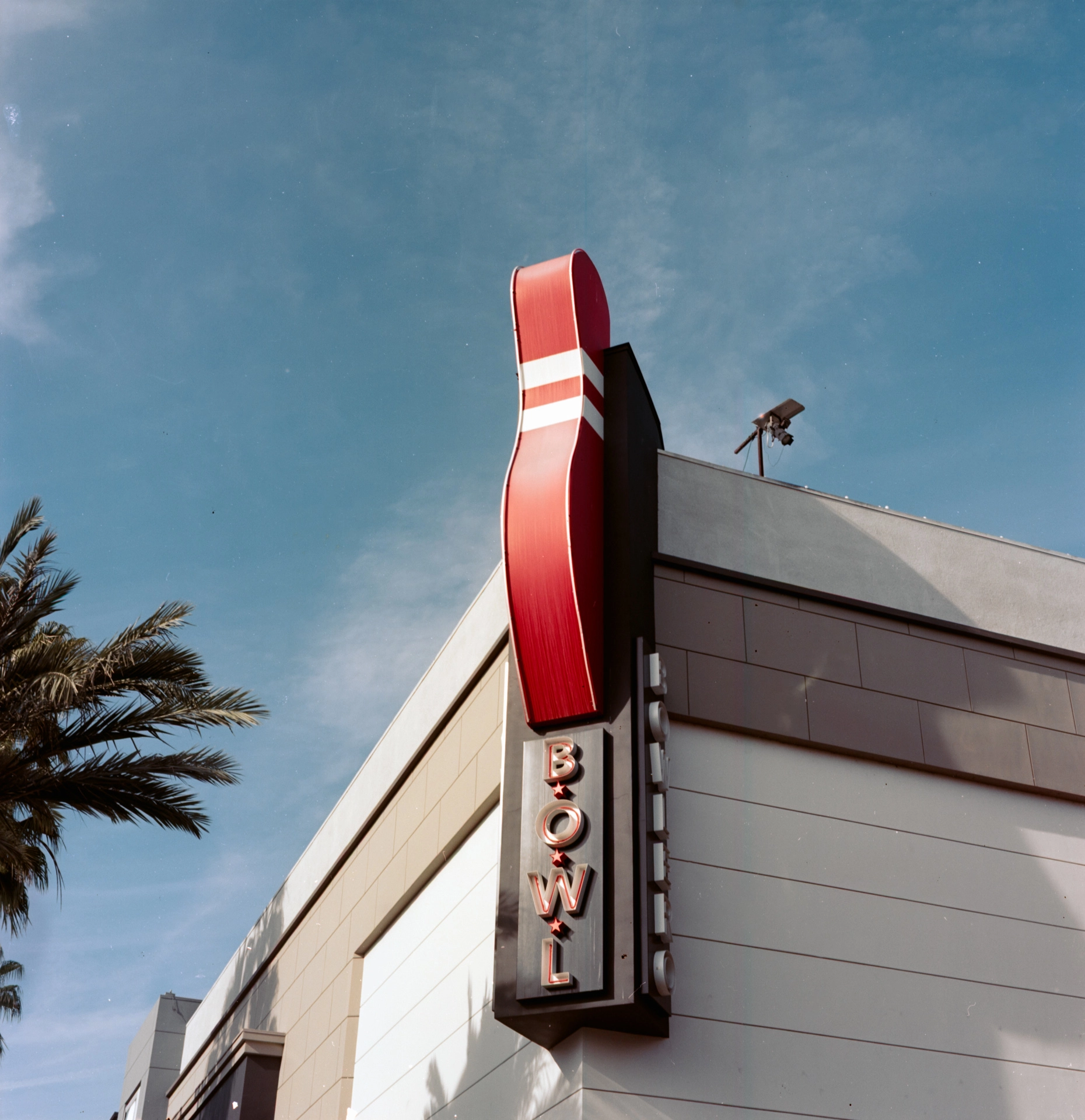 Street — Tustin, CA